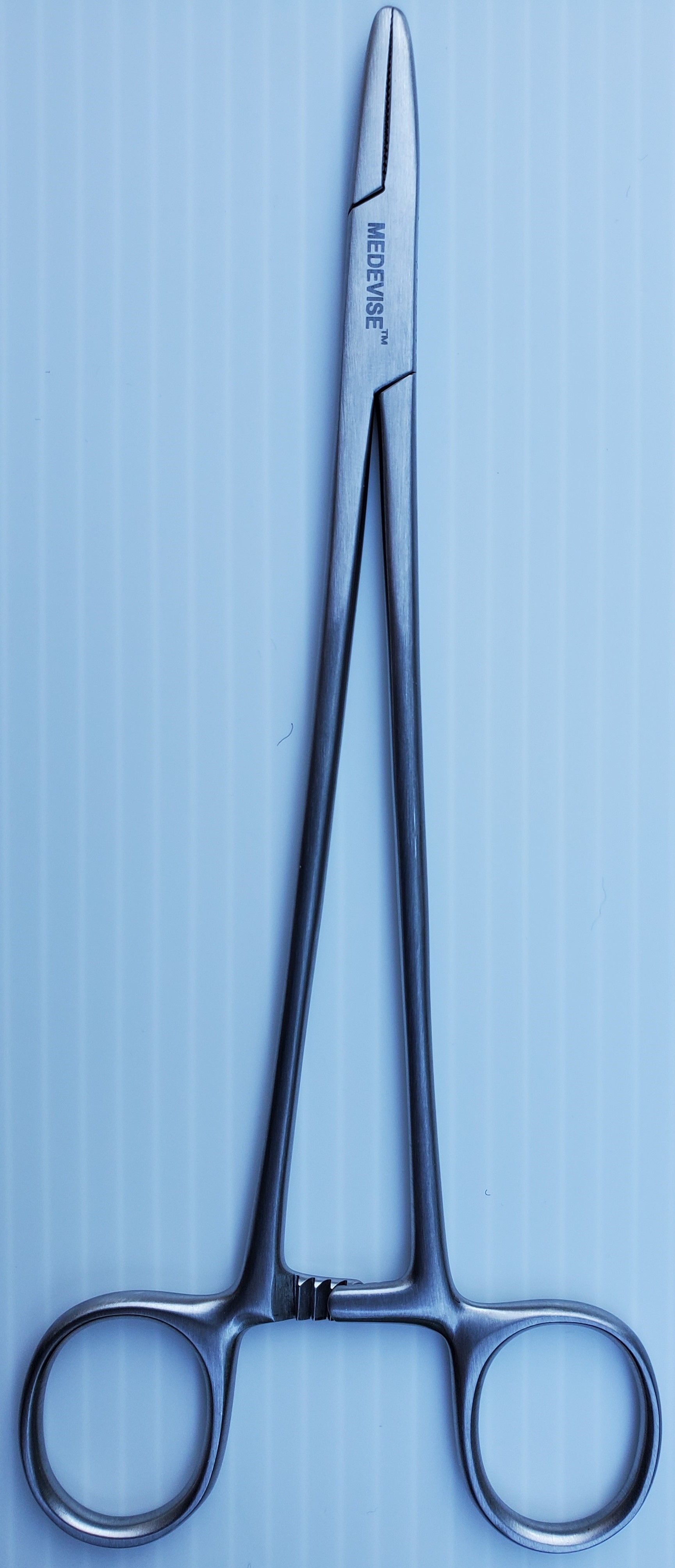 Needle holder forcep